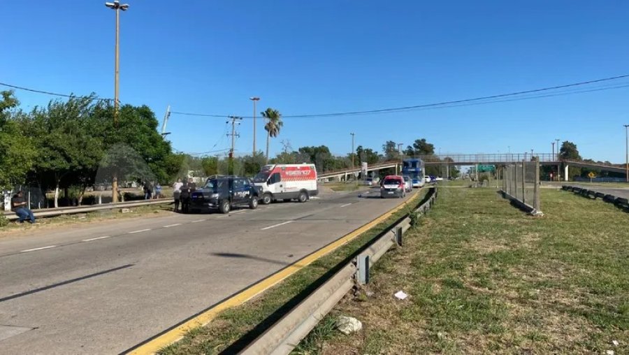 Una Mujer Motociclista Fue Embestida Por Una Camioneta Y Falleci