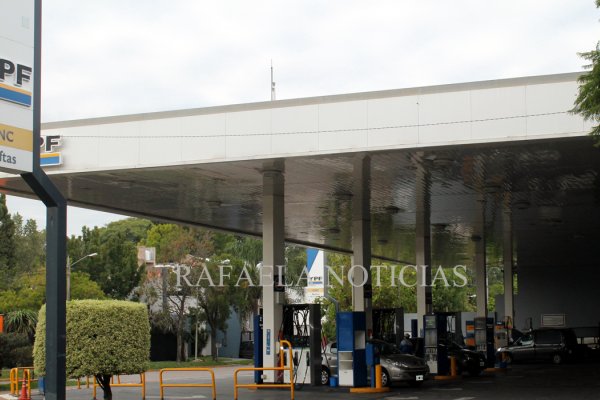 Asaltan una estación de servicio y se llevan 3000 pesos