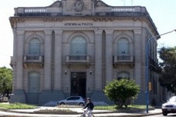 Allanamientos, arrestos, secuestros  de elementos robados