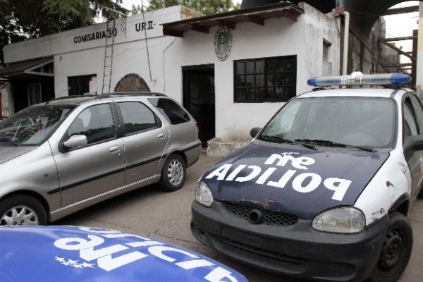 Asesinaron de cinco puñaladas a un hombre de 36 años en su casa de la zona norte de Rosario