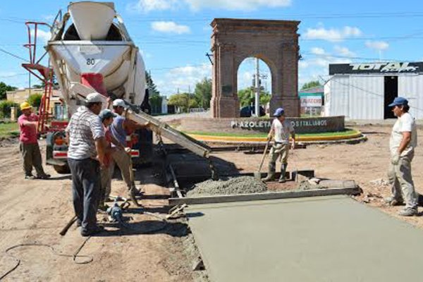 El municipio de Sunchales avanza en la repavimentación de “Las 5 esquinas”