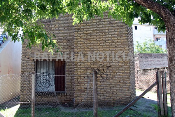 Estarían usando una casa abandonada como aguantadero