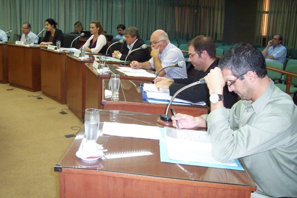 En maratónica sesión el Concejo Municipal aprobó 13 proyectos