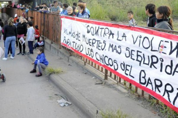 "Lamentablemente la población reacciona así porque está desesperada por los robos que sufre"