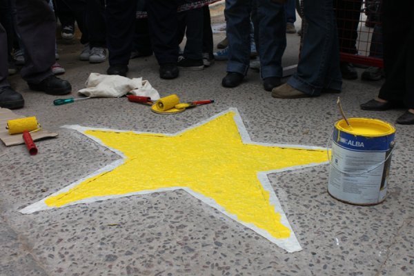 El Concejo Municipal analiza la campaña de concientización “Estrellas Amarillas”