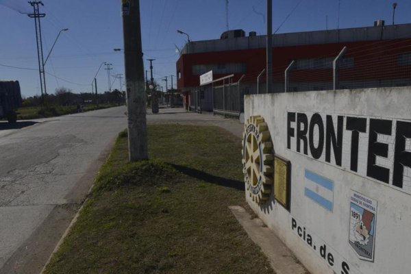 Dejo su motocicleta estacionada sin medidas de seguridad, se la sustrajeron y la abandonaron