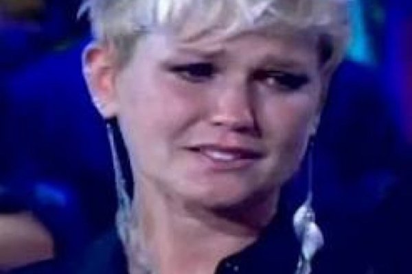 La famosa Xuxa desocupada