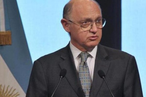 Timerman condenó el "terrorismo en todas sus formas"