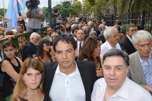 Aníbal Fernández denunció al abogado que difundió fotos de Nisman muerto