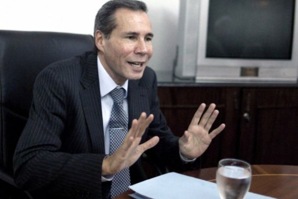 Caso Nisman: el abogado que publicó la foto insistió con que hackearon su cuenta