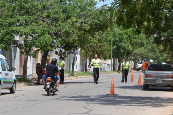 Joven experimentó lesiones al evadir un control