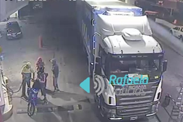 Robo a estación de servicio, ahora el video