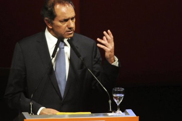 Scioli: “Vengo bancando este proyecto en las buenas y cuando se pone a prueba el temple"