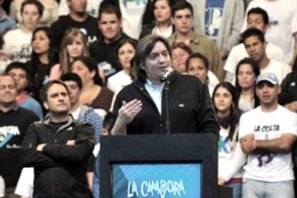 Dirigentes del FpV avalaron una eventual candidatura de Máximo