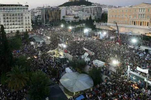 Cristina tras el referéndum en Grecia: "Rotunda victoria de la Democracia y la Dignidad"