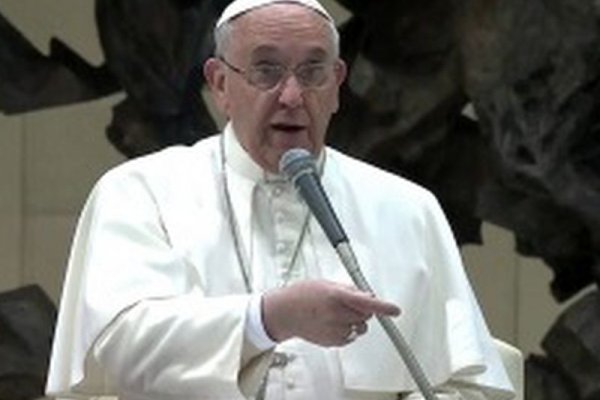 El Papa llega a Bolivia para iniciar la segunda etapa de su gira por Sudamérica