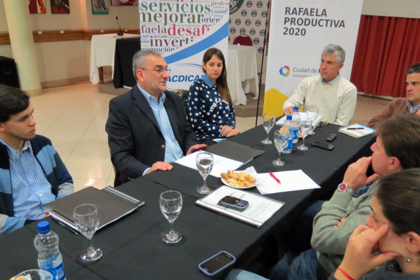 Alcides Calvo presentó el proyecto Rafaela Metropolitana