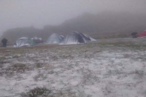 Volvió a nevar y cerraron el Camino de las Altas Cumbres