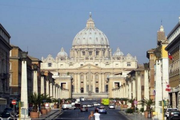 El Vaticano inauguró un nuevo albergue para 34 personas sin techo