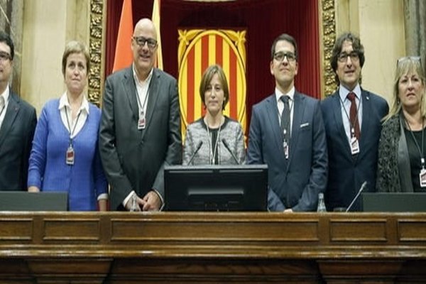 Histórico: Cataluña aprobó el plan para separarse de España