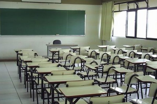 Peligran las clases: los docentes rechazaron otra oferta salarial