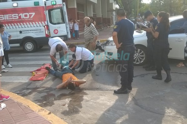 Accidente en Las Heras y Córdoba frente a la escuela Moreno