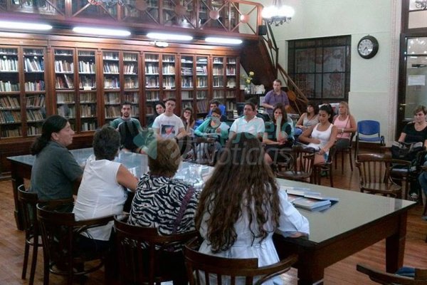 Presentaron libro sobre educación sexual integral en Rafaela