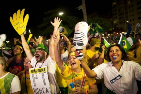 La oposición a Dilma aprobó el Juicio Político en Diputados y decidirá el Senado