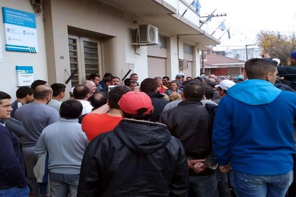 Municipales paran el jueves y marchan al Ministerio de Trabajo