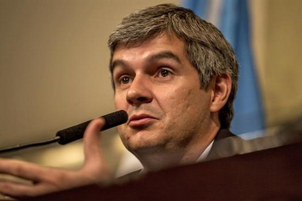 Marcos Peña admitió el impacto del ajuste, pero dijo que se evitó "una devastadora crisis económica"