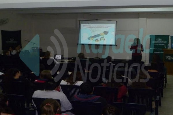 Alumnos de UCES realizarán la XII Jornada de Recursos Humanos