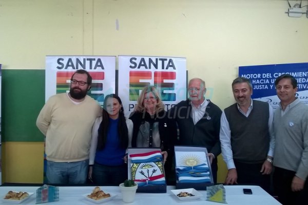 Balagué recorrió instituciones educativas de la ciudad