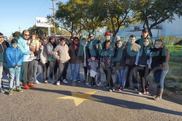 Se pinta la primera estrella amarilla en la ciudad