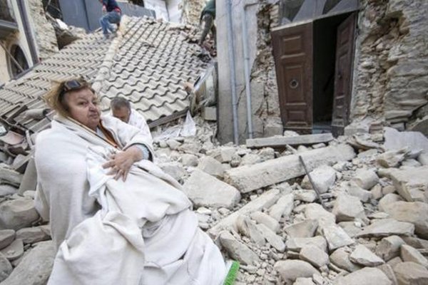 Fuerte terremoto golpeó el centro de Italia: al menos 63 muertos