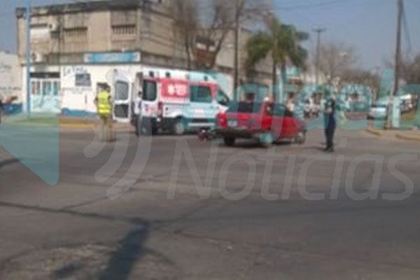 Accidente de tránsito en una esquina peligrosa