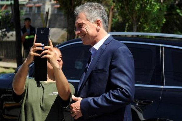 Macri y sus ministros se van a un retiro a analizar el primer año de gestión