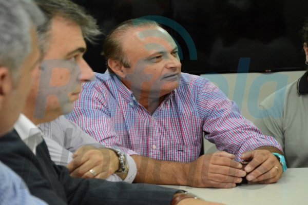 Oesquer participó de encuentro con el secretario de Hábitat de la Provincia