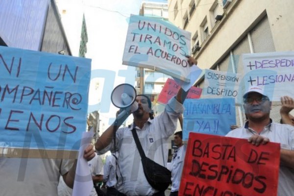 Los trabajadores de General Motors, en pie de guerra por las 350 suspensiones