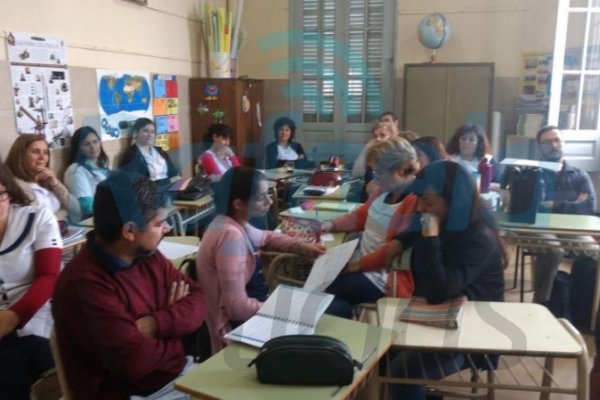 Escuela Abierta: se concretó la segunda jornada de debate sobre la Ley de Educación santafesina.