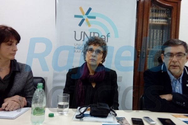 "La universidad puede aportar en la innovación conectándose con las empresas"