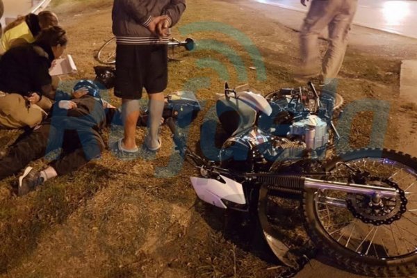 Accidente entre moto y bicicleta deja un lesionado