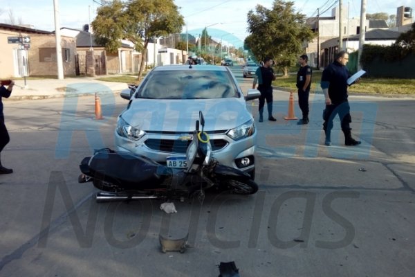 Accidente de tránsito en barrio Pizzurno