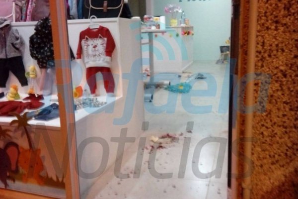 Violento robo en una tienda de la ciudad