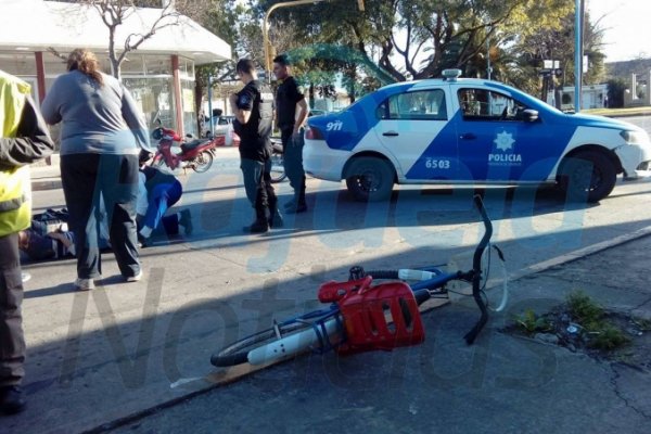 Adolescente lesionada en accidente de tránsito