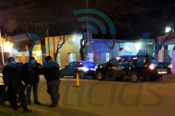 Detienen a sujeto y secuestran arma blanca