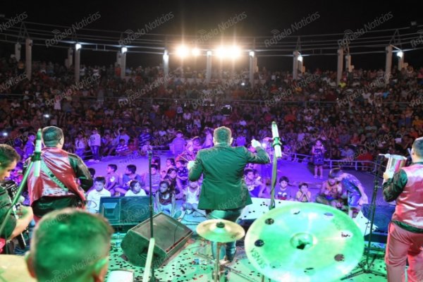 La cumbia tuvo su noche en Verano Juntos