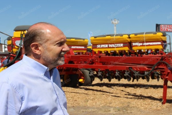 Perotti recorrio Expoagro 2018