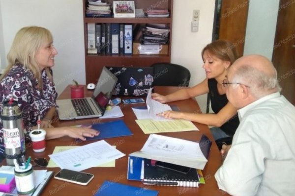 189 estudiantes universitarios serán beneficiados por becas