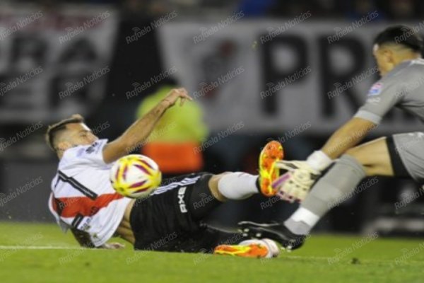 River no gana ni convierte en la Superliga: tercer 0-0