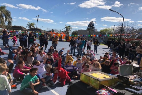 Camioneros: Espectacular festejo del Día del Niño